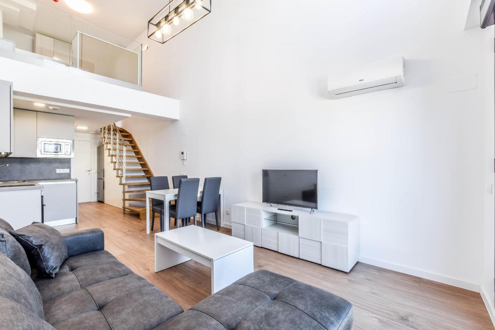 Apartamentos Reformados Con Garajes Incluido San Sebastián de los Reyes Eksteriør billede